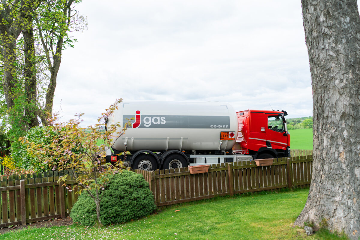 JGas LPG delivery tanker